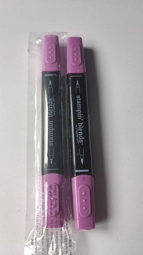 Himbeerrot je 2,50 € Image