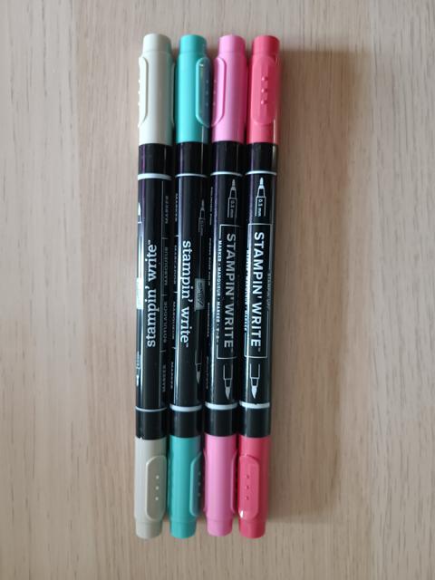 Bermudablau/Saharasand/Bonbonrosa/Sommersorbet je 2,50 € Image